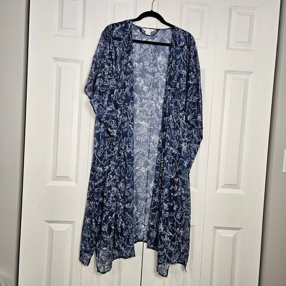 Women's LC Lauren Conrad Long Floral Print Ruana One Size Blue White
